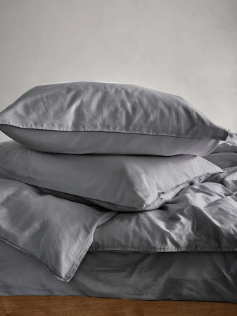 Essenza Minte Mako-Satin-Bettwäsche Steingrau (Global grey), Set 200 x 200 cm + 2x 80 x 80 cm