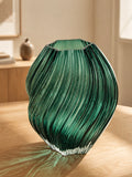 Vase mundgeblasenes Glas, dunkelgrün Vase Living Nordic