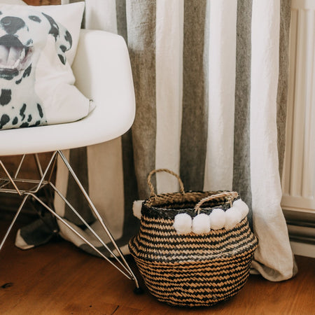 Aufbewahrung | Flechtkorb Thai, Rattan mit Pompons -  von LIVING online kaufen bei LIVINGforme.