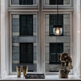 Pendelleuchte | UMAGE | "Acorn" Leuchte – Black Polished Brass - von UMAGE online kaufen bei LIVINGforme.