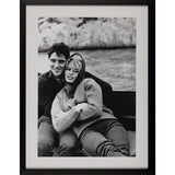 Bilder und Bilderrahmen | Bild im Rahmen | Brigitte Bardot and Sacha Distel - Schwarz-Weiß Fotografie (65cm x 85cm) -  von LIVING online kaufen bei LIVINGforme.