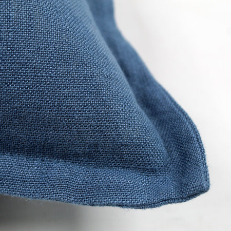 Kissenbezug | Kissenhülle | Linen in denimblue -  von LIVING online kaufen bei LIVINGforme.