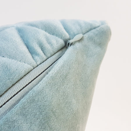 Kissenbezug | Kissenhülle Velours | TRI Iceblue -  von LIVING online kaufen bei LIVINGforme.